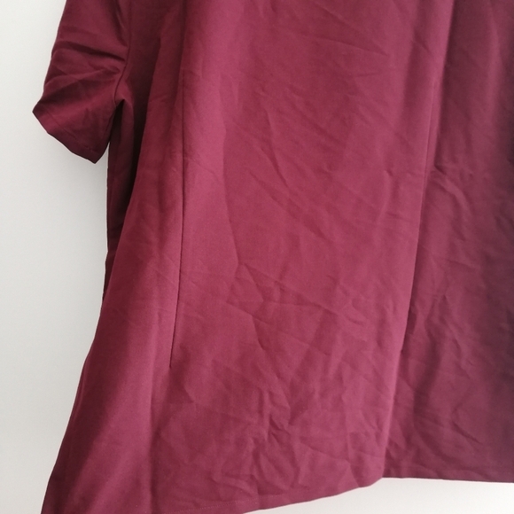 NWT Figs Casma 3 Pocket Short Sleeve Scrub Top Burgundy XL - Picture 5 of 16